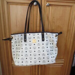 MCM Visetos Reversible tote bag white and black